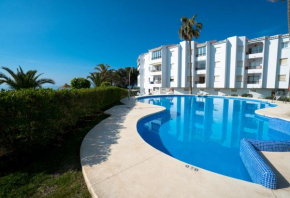 PALMERAS 80 MENYBER, Nerja